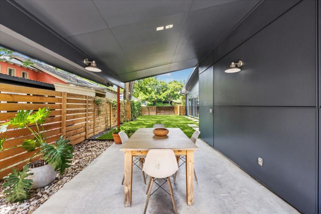 207 Caney ST, Austin, TX 78702