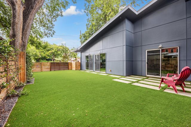 207 Caney ST, Austin, TX 78702