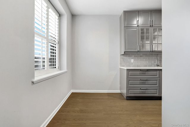 11 Alden Road 1M, Larchmont, NY 10538