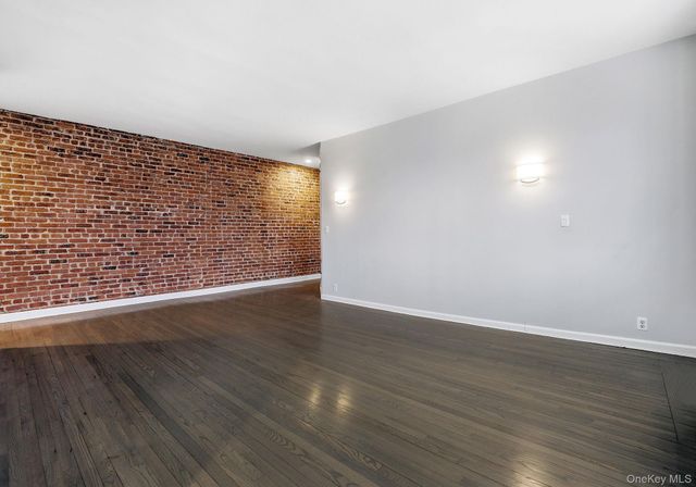 11 Alden Road 1M, Larchmont, NY 10538