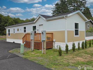 1303 30th Street #21, Seaview, WA 98624