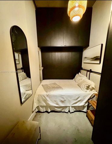 10 SW South River Dr 603, Miami, FL 33130