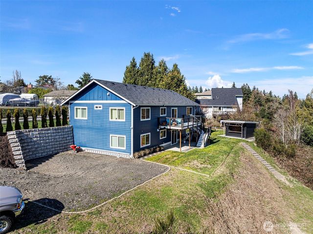 3040 Classic Avenue NE, Bremerton, WA 98310