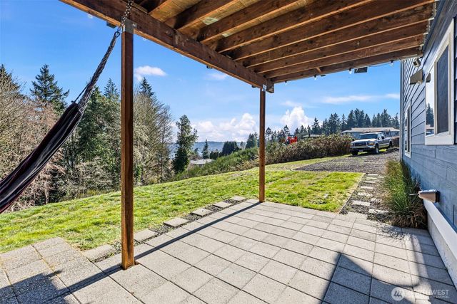 3040 Classic Avenue NE, Bremerton, WA 98310