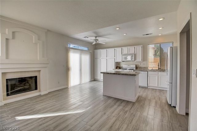 2208 White Mist Drive, Las Vegas, NV 89134