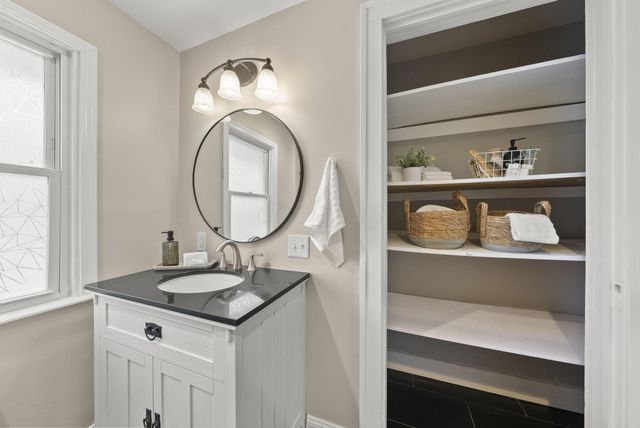 1416 Oakwood Avenue, Columbus, OH 43206