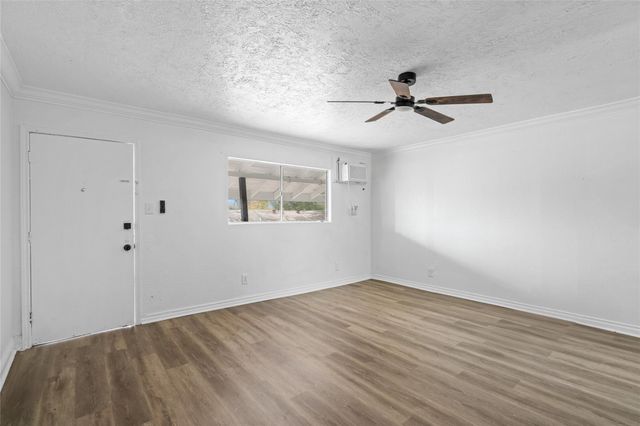 923B Knight Street A2, Houston, TX 77022