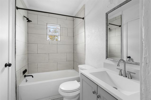 923B Knight Street A2, Houston, TX 77022