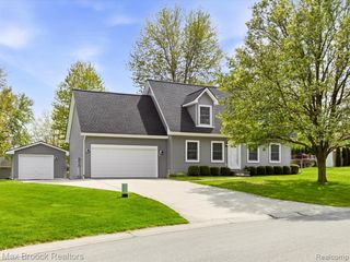 1561 S Delano Street, Saint Clair, MI 48079