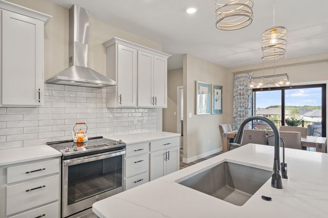 2365 PRIDE MOUNTAIN DR, Columbia, MO 65201