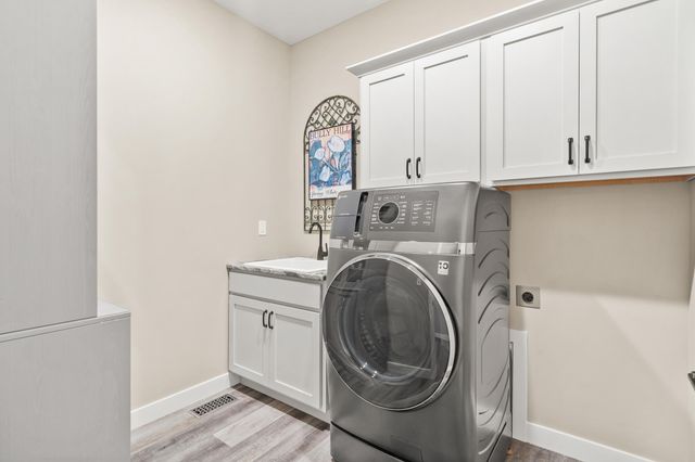 2365 PRIDE MOUNTAIN DR, Columbia, MO 65201