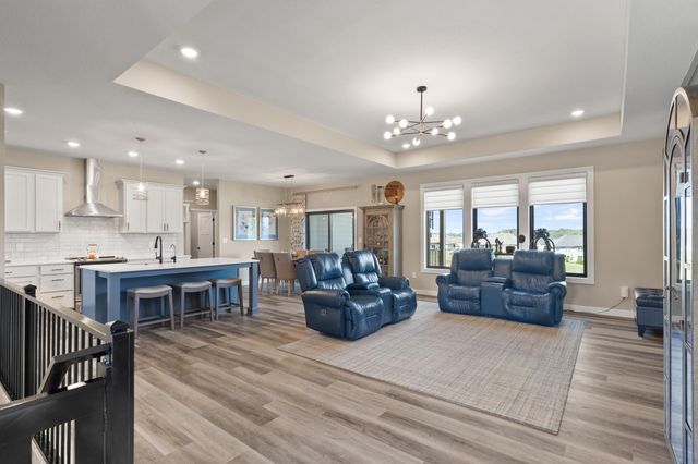 2365 PRIDE MOUNTAIN DR, Columbia, MO 65201