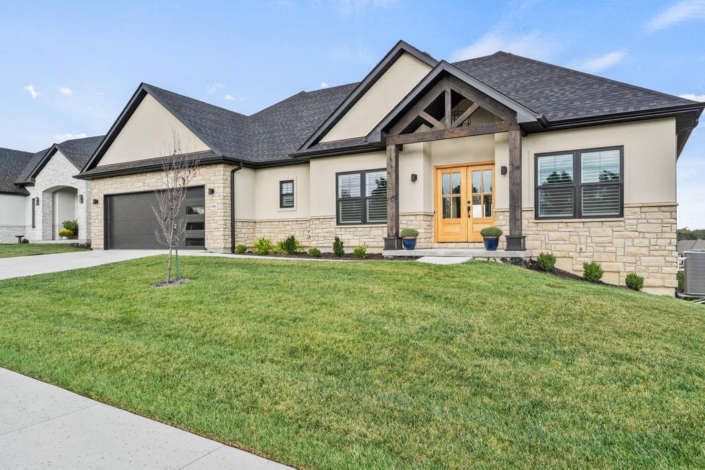 2365 PRIDE MOUNTAIN DR, Columbia, MO 65201