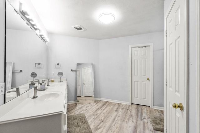 222 Doncaster Street, Conroe, TX 77303