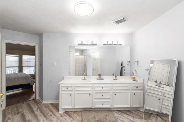 222 Doncaster Street, Conroe, TX 77303