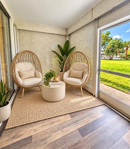 9440 Poinciana Place 106, Davie, FL 33324