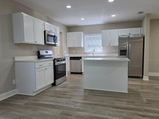 12022 RIVERHILLS DRIVE, Tampa, FL 33617