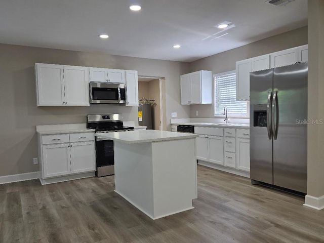 12022 RIVERHILLS DRIVE, Tampa, FL 33617