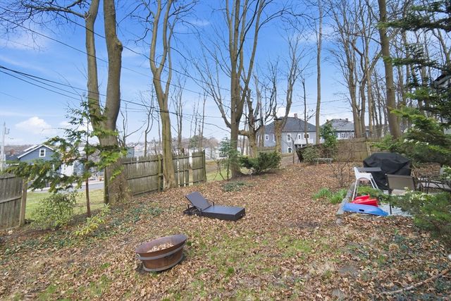 16 Bowdoin Ave 3, Boston, MA 02121