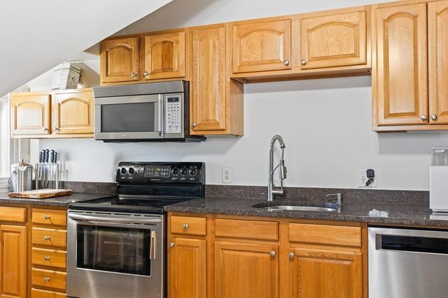 16 Bowdoin Ave 3, Boston, MA 02121