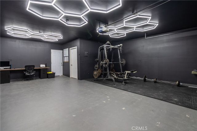 19801 Talihina Road, Apple Valley, CA 92307