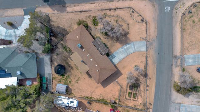 19801 Talihina Road, Apple Valley, CA 92307