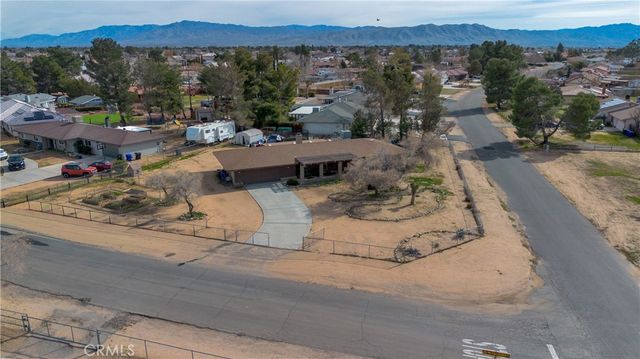 19801 Talihina Road, Apple Valley, CA 92307
