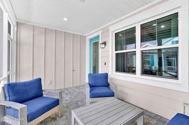 303 Latitude Drive, Daytona Beach, FL 32124