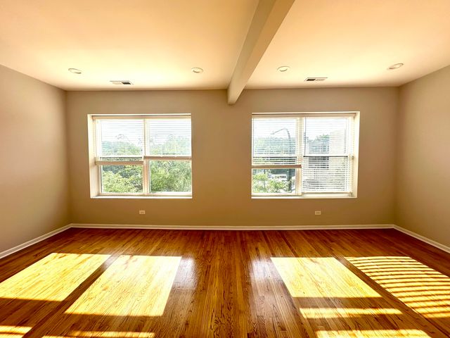 5439 N Broadway Street 3, Chicago, IL 60640