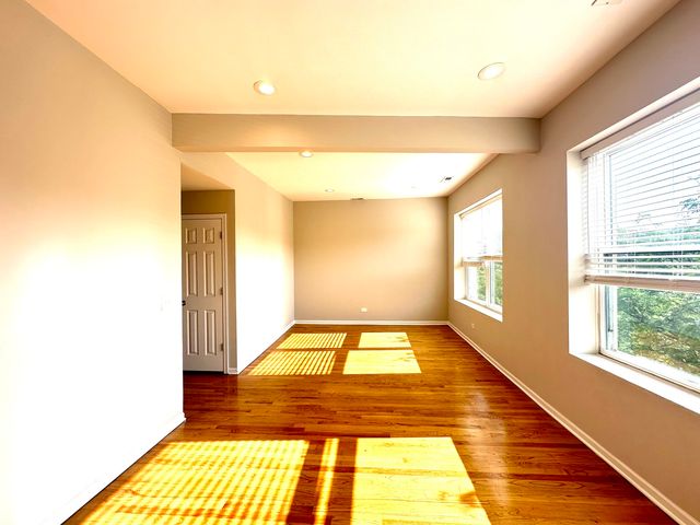 5439 N Broadway Street 3, Chicago, IL 60640