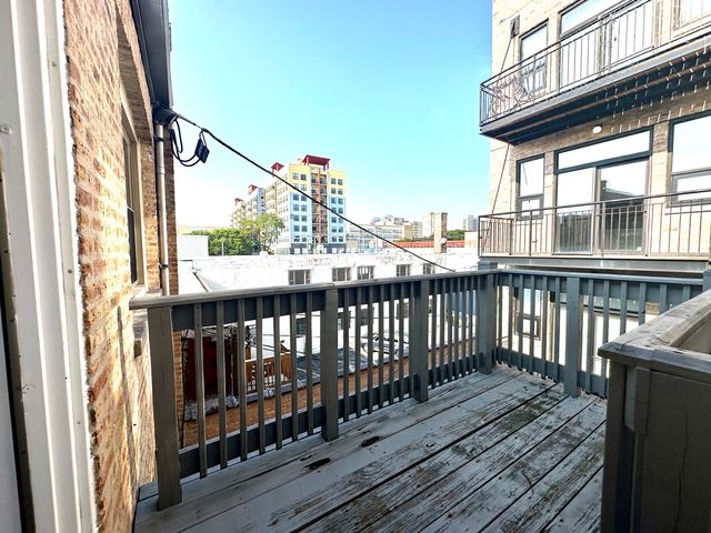 5439 N Broadway Street 3, Chicago, IL 60640