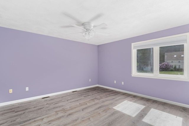 151 Mohawk Trl, Cranston, RI 02921