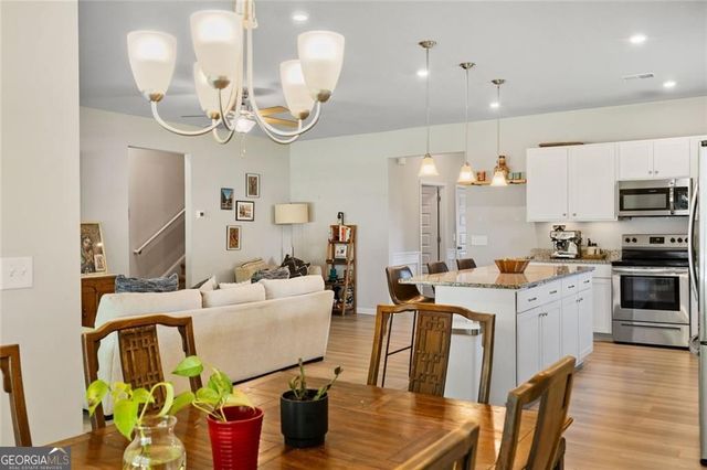 17 Sleepy Oaks Trail NE, Rome, GA 30165