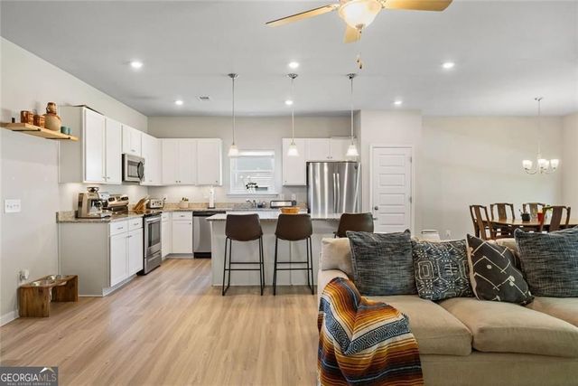 17 Sleepy Oaks Trail NE, Rome, GA 30165