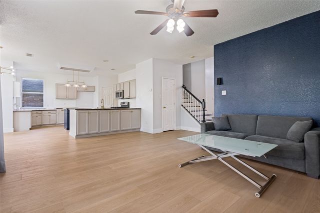 6115 Hillside Lane, Sachse, TX 75048