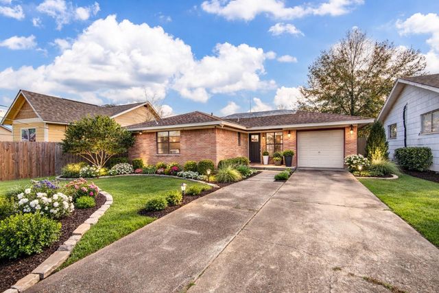 1410 Caplin Street, Houston, TX 77022