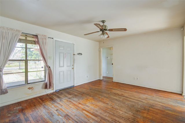 1410 Caplin Street, Houston, TX 77022