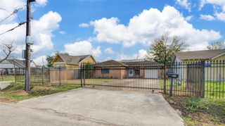 1410 Caplin Street, Houston, TX 77022