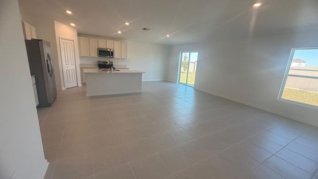 4742 KATRINA DRIVE, Haines City, FL 33844