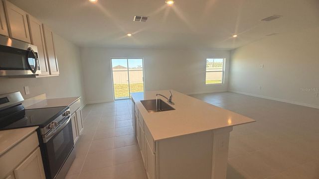 4742 KATRINA DRIVE, Haines City, FL 33844