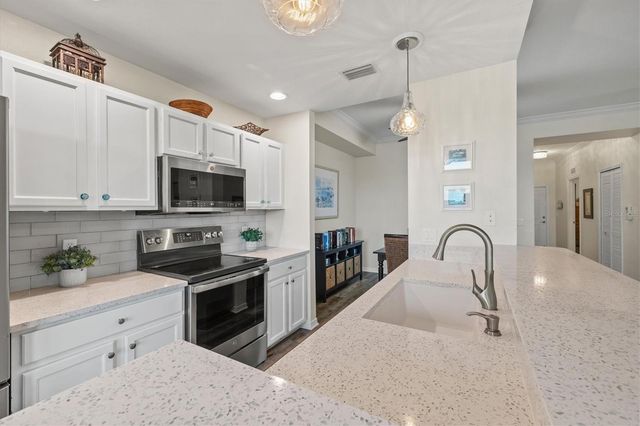 7705 GRAND ESTUARY TRAIL 102, Bradenton, FL 34212