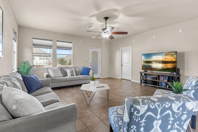 221 Blossom Valley STRM, Buda, TX 78610