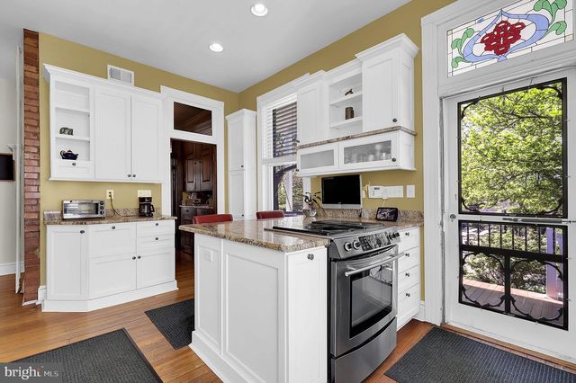 216 E MAIN ST, Middletown, MD 21769