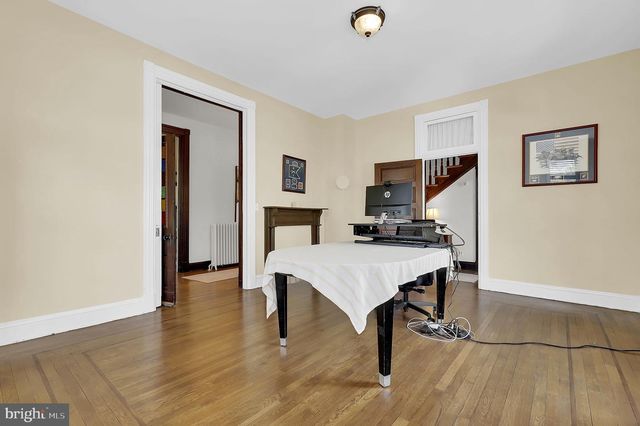 216 E MAIN ST, Middletown, MD 21769
