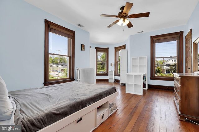216 E MAIN ST, Middletown, MD 21769