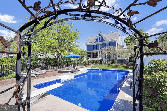 216 E MAIN ST, Middletown, MD 21769