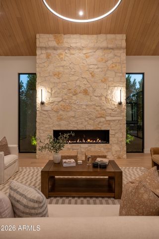 4704 N 40TH Place, Phoenix, AZ 85018