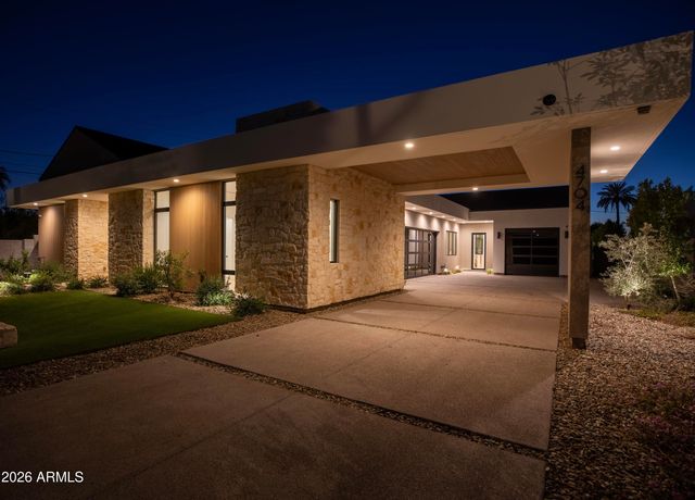 4704 N 40TH Place, Phoenix, AZ 85018