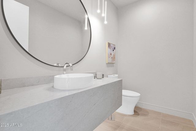 4704 N 40TH Place, Phoenix, AZ 85018