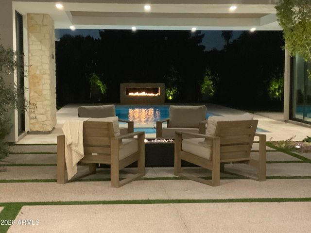 4704 N 40TH Place, Phoenix, AZ 85018